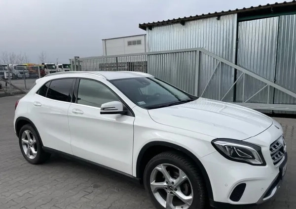 Mercedes-Benz GLA cena 109965 przebieg: 93000, rok produkcji 2019 z Garwolin małe 254